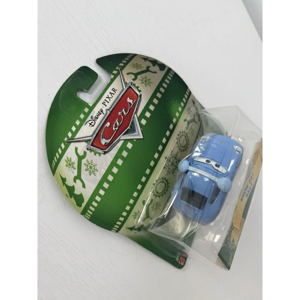 Disney Pixar Cars - SNOW DAY‎ SALLY CHRISTMAS HOLIDAY 2016 - 1:55 Diecast